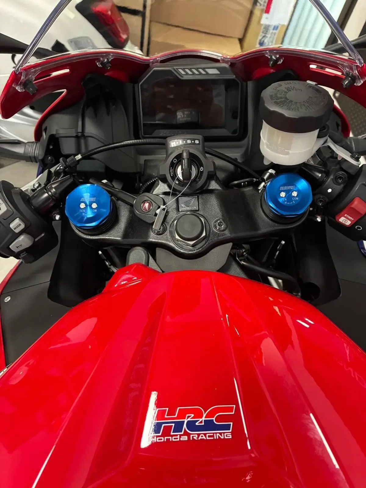Honda CBR 600 RR (2024 - 26) (4)