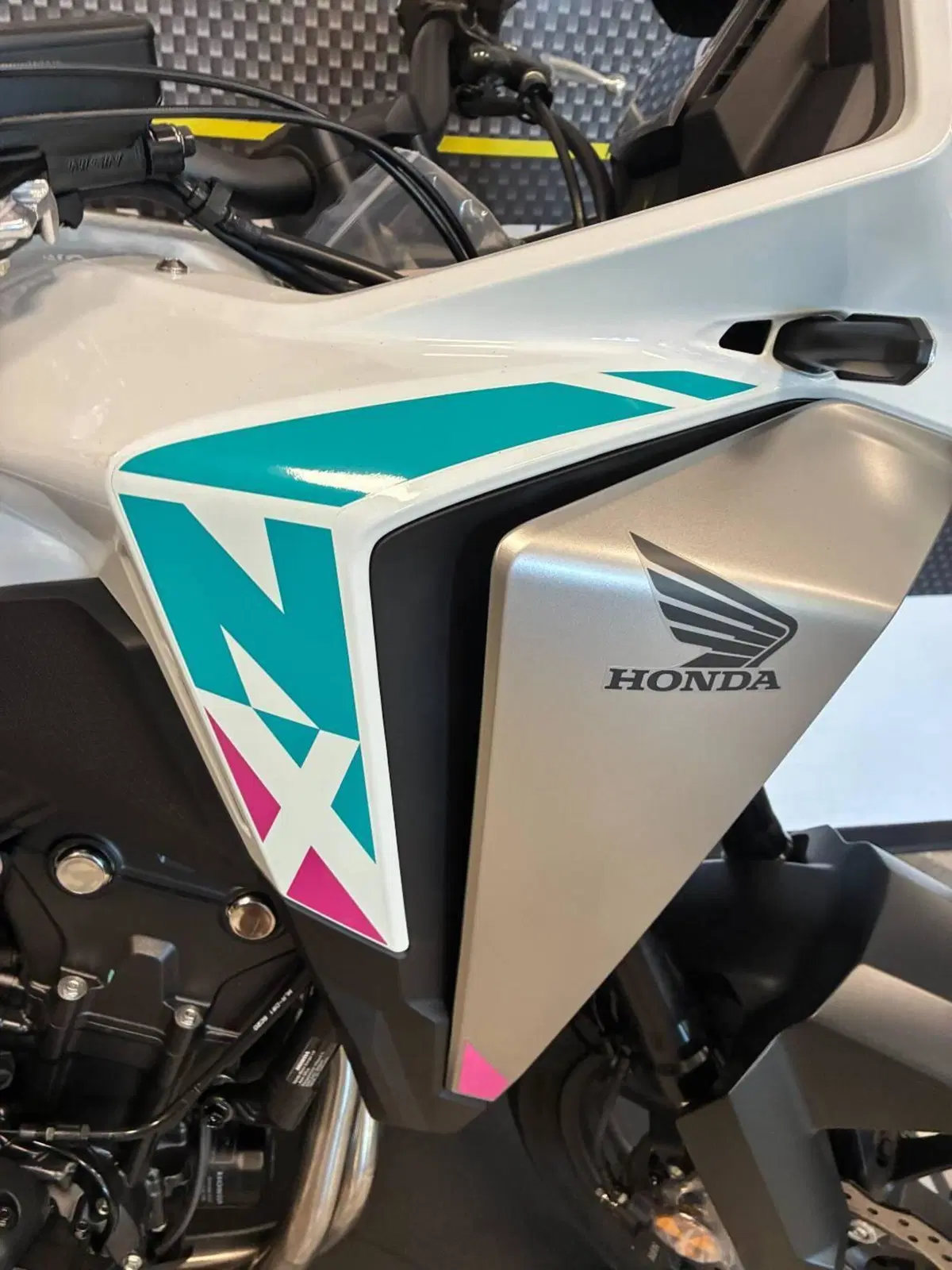 Honda NX500 (2026) (4)