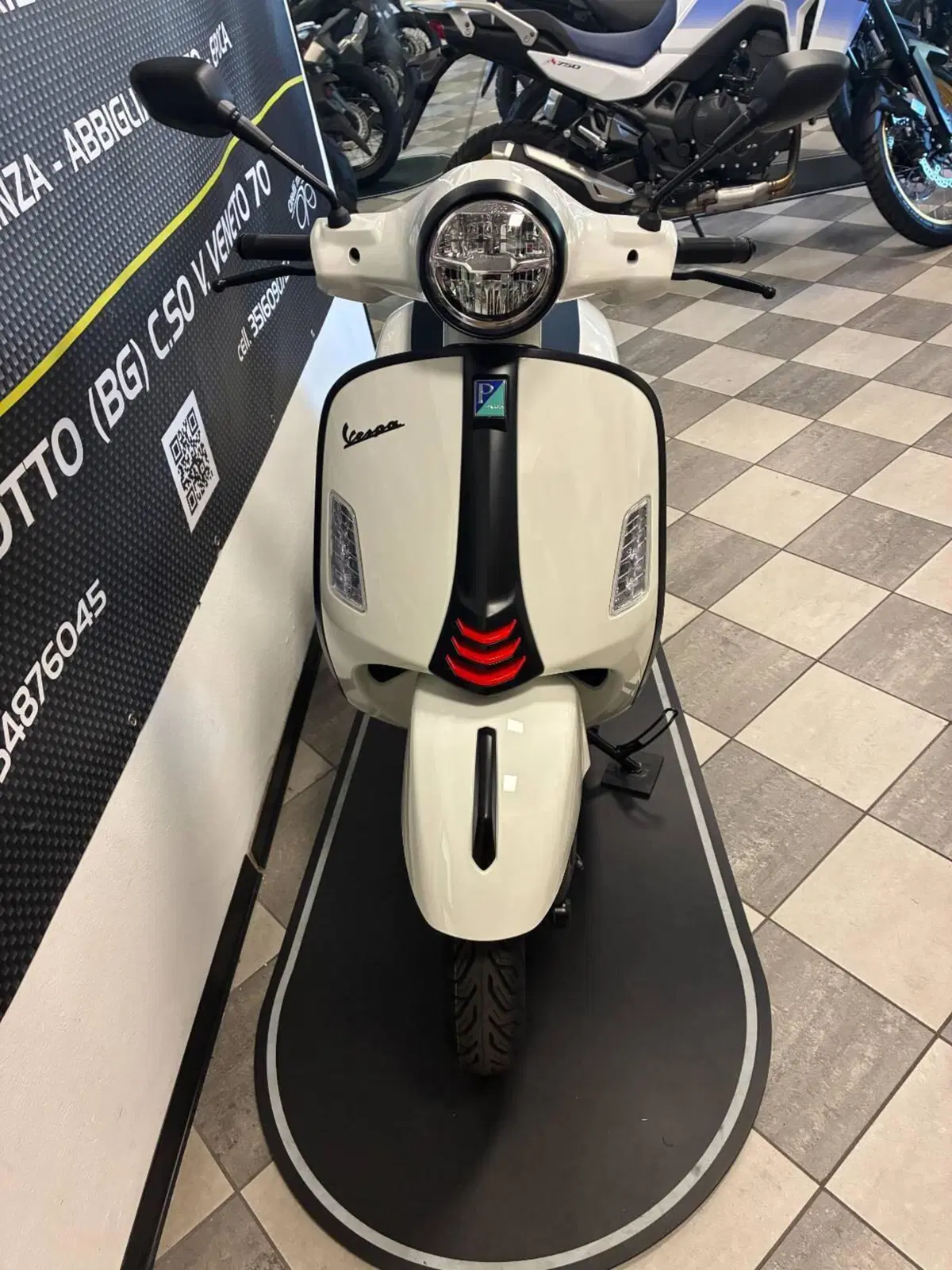 Vespa GTS 310 Supersport (2025 - 26) (3)