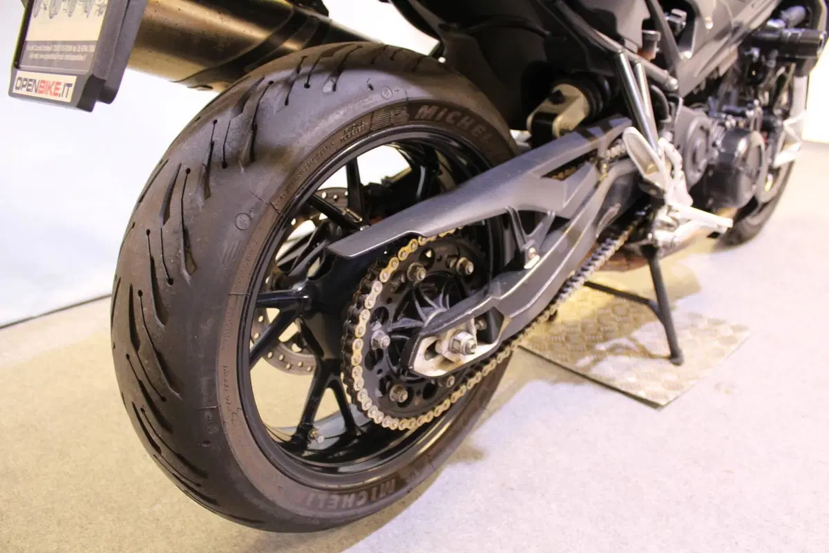 Bmw F 800 R (2017 - 20) (6)