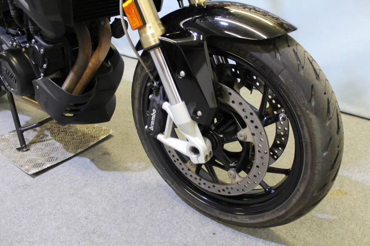 Bmw F 800 R (2017 - 20) (7)
