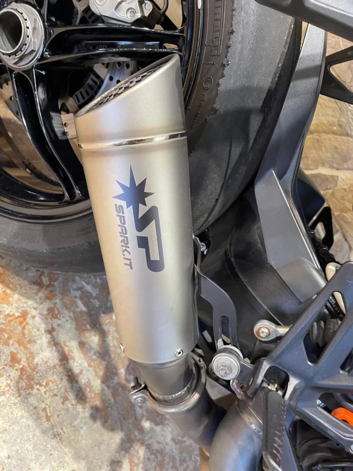 KTM 1290 Super Duke R (2020) (11)