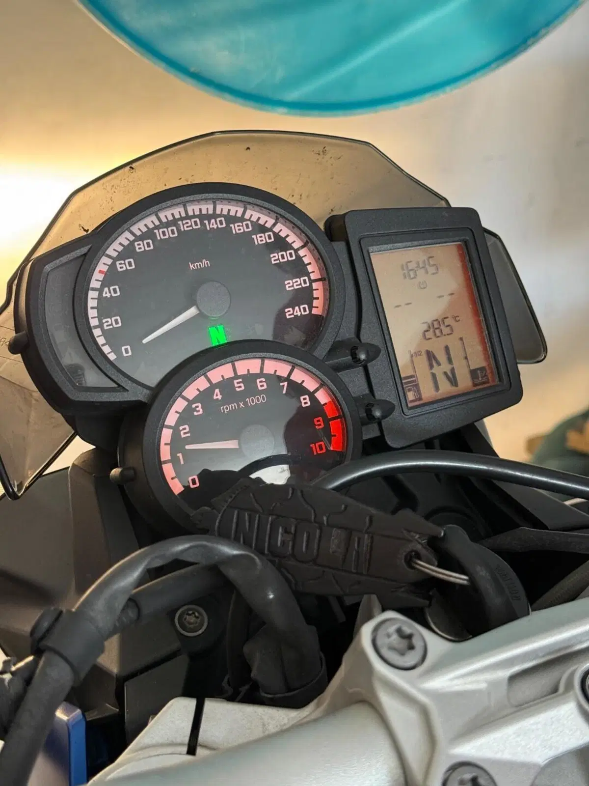 Bmw F 800 R (2015 - 16) (7)