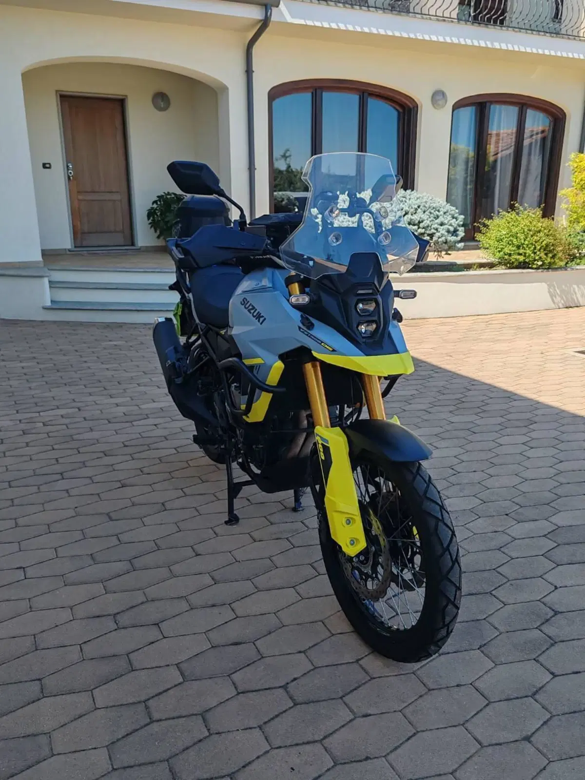 Suzuki V-Strom 800DE (2023 - 24) (4)