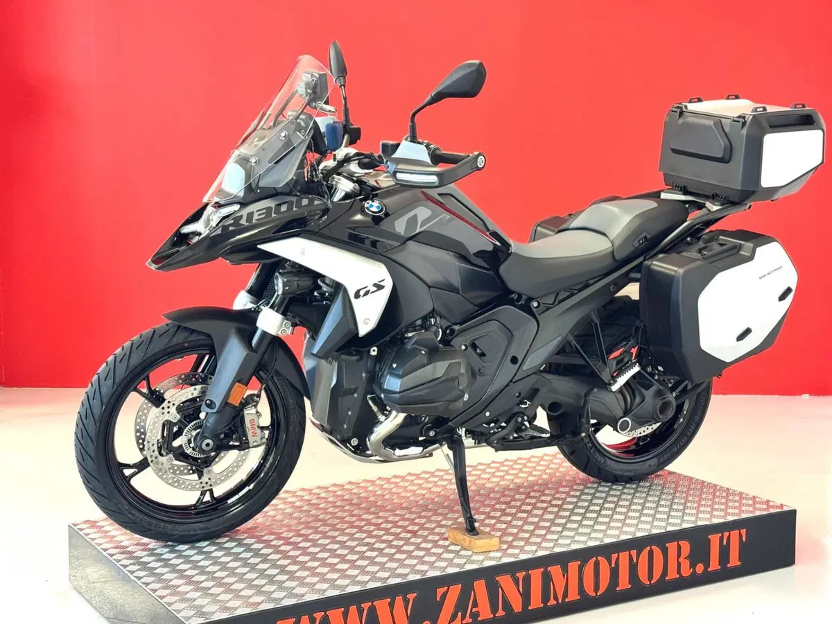 Bmw R 1300 GS Triple Black (2023 - 26) (4)