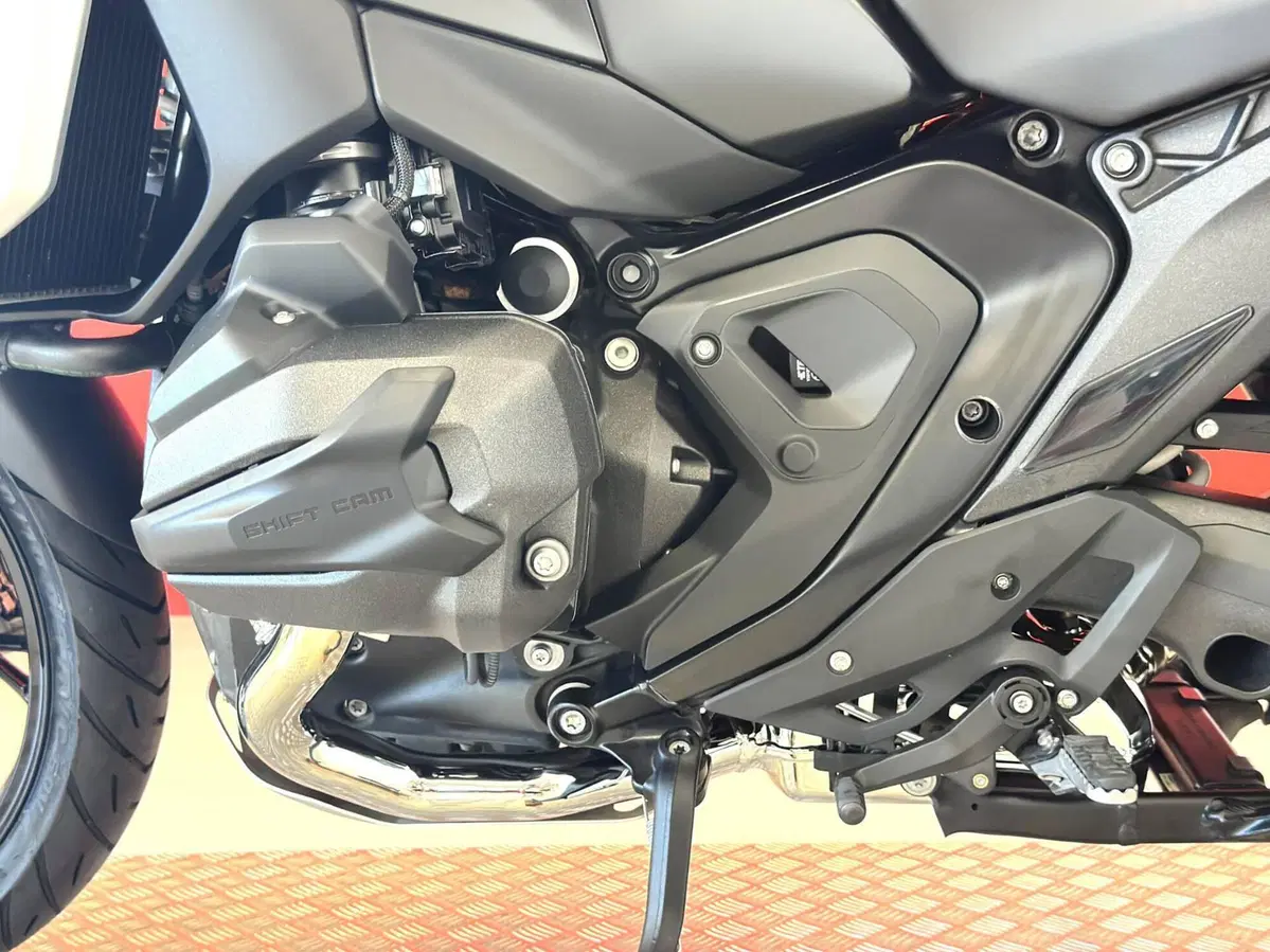 Bmw R 1300 GS Triple Black (2023 - 26) (15)