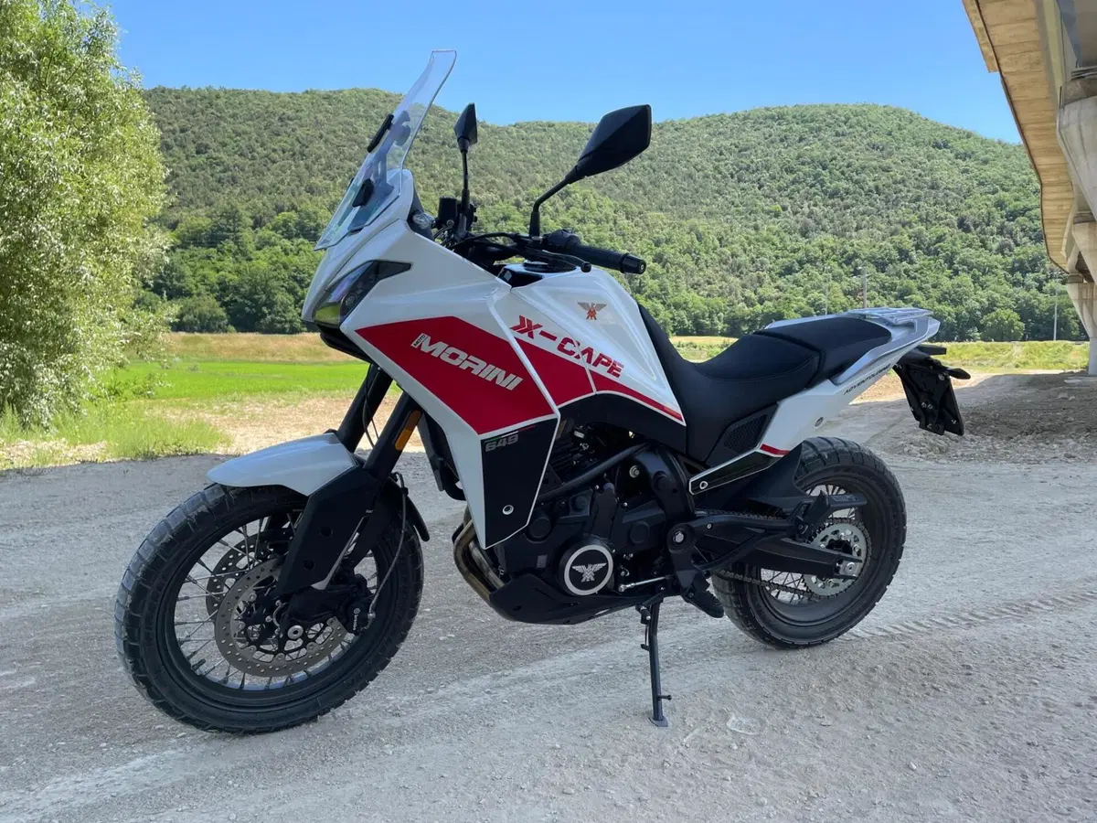 Moto Morini X-Cape 650 (2021 - 26) (2)