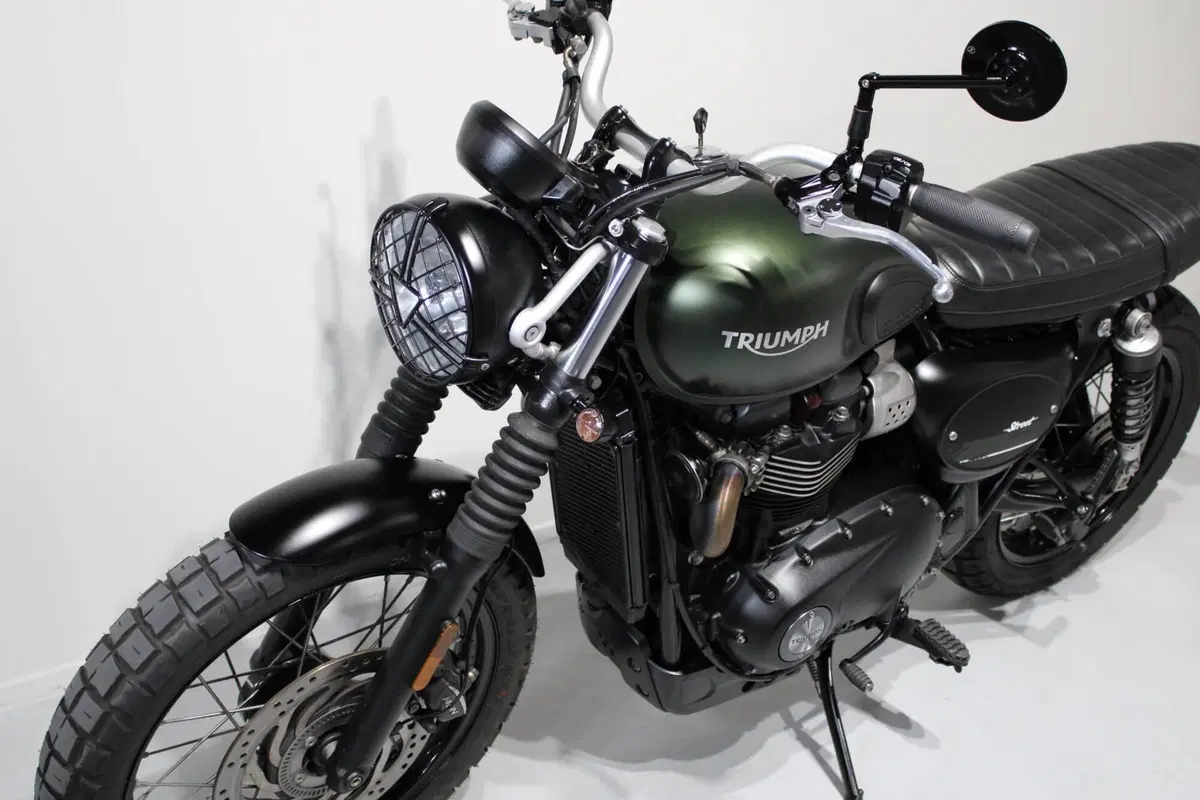 Triumph Street Scrambler 900 (2017 - 18) (9)
