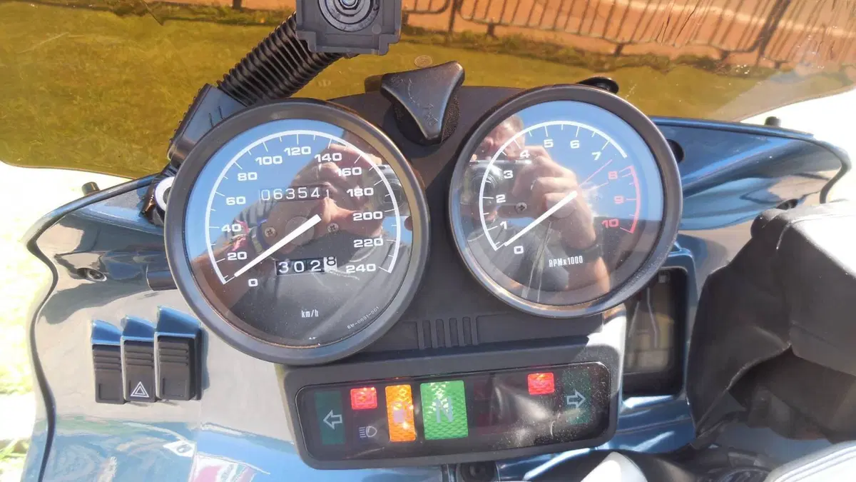 Bmw R 1100 RS (4)