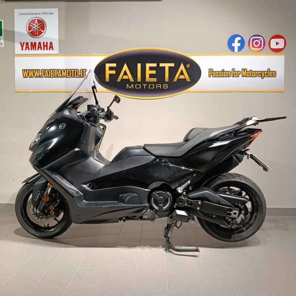 Yamaha T-Max 560 Tech Max (2022 - 24)
