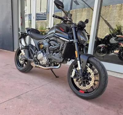 Ducati Monster 937 (2021 - 25) usata