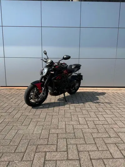 MV Agusta Brutale 800 RR (2021 - 25) usata