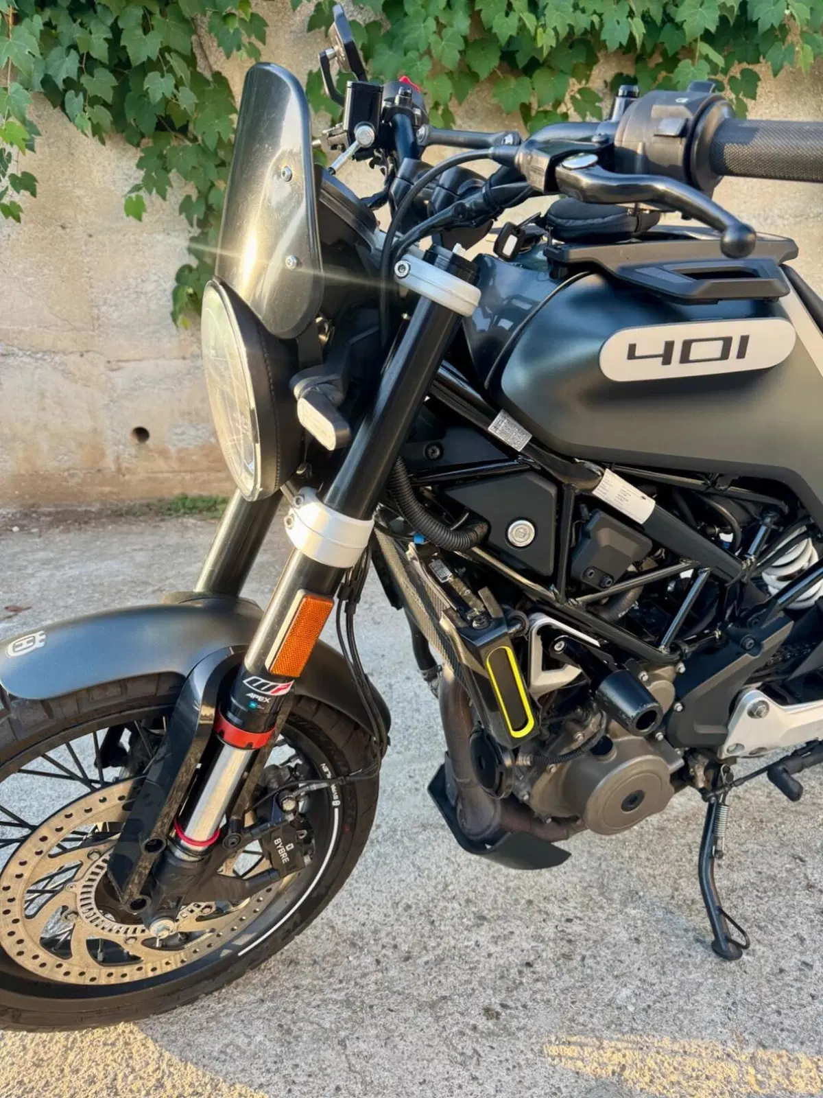 Husqvarna Svartpilen 401 (2020) (3)