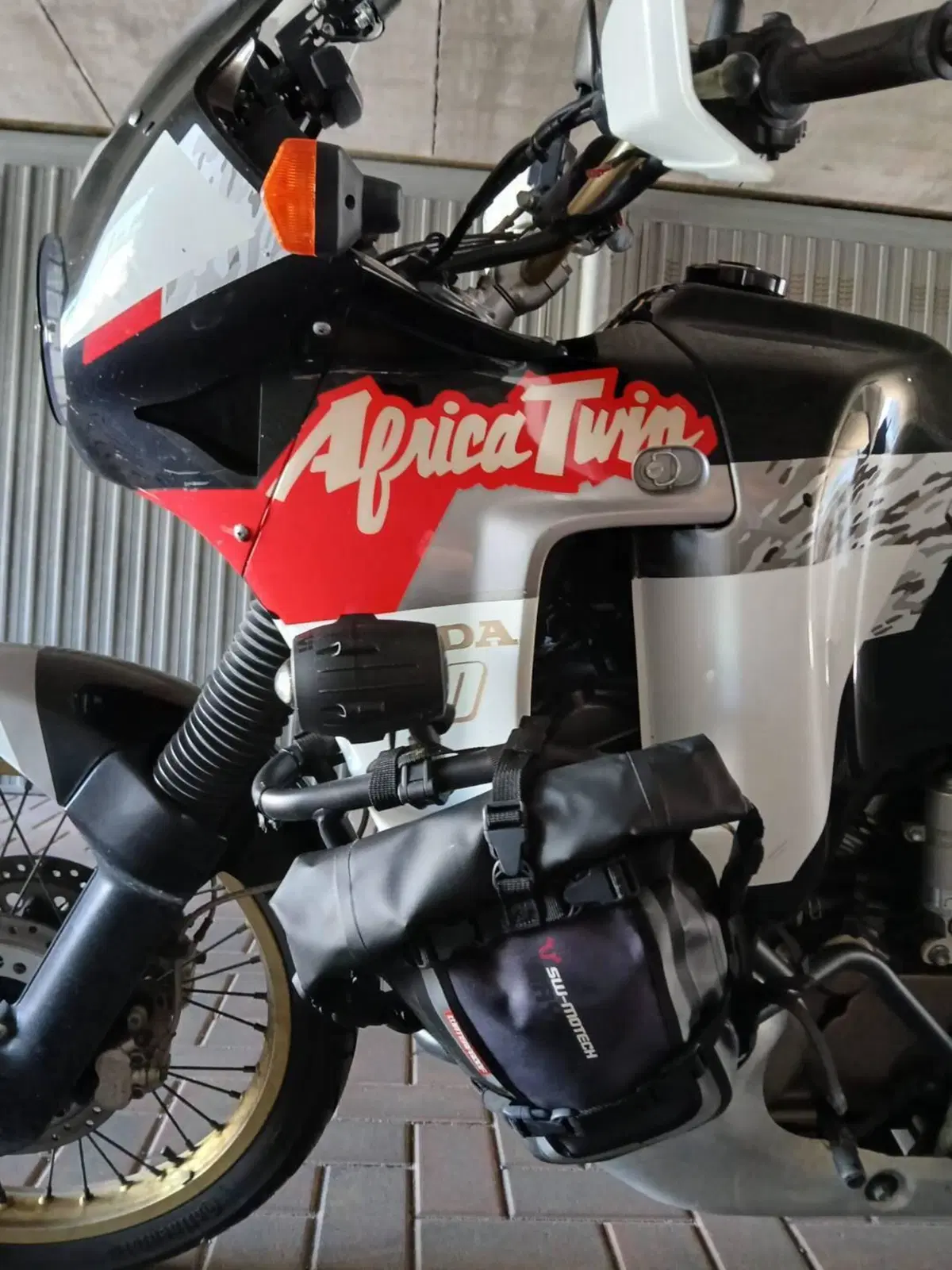 Honda Africa Twin XRV 750 (1992) (4)