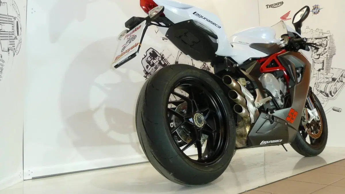 MV Agusta F3 800 EAS ABS (2013 - 17) (3)