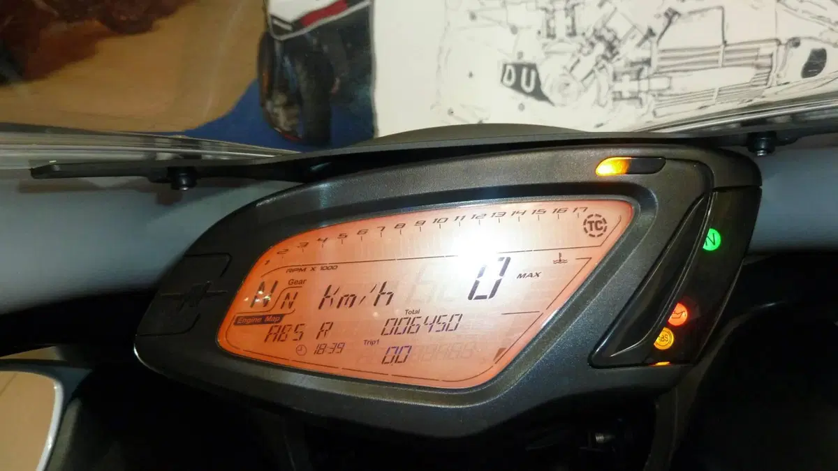 MV Agusta F3 800 EAS ABS (2013 - 17) (7)