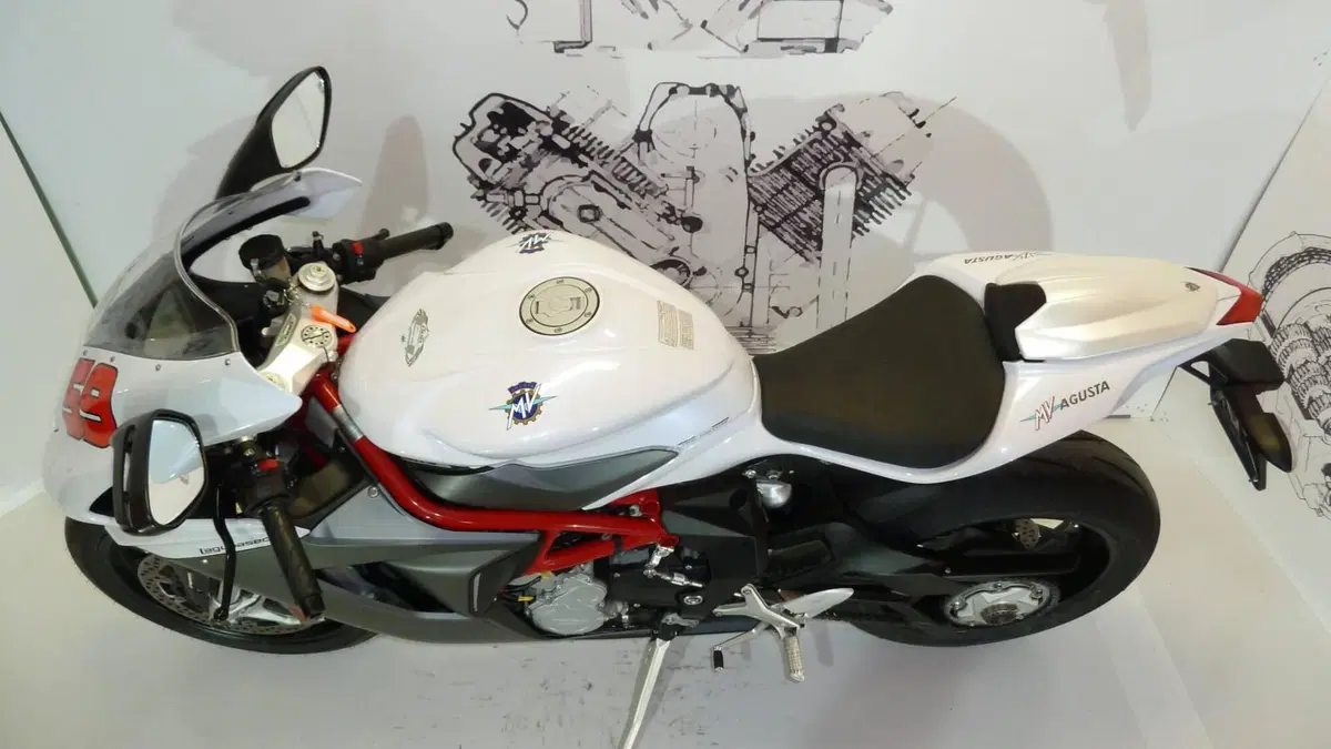 MV Agusta F3 800 EAS ABS (2013 - 17) (8)