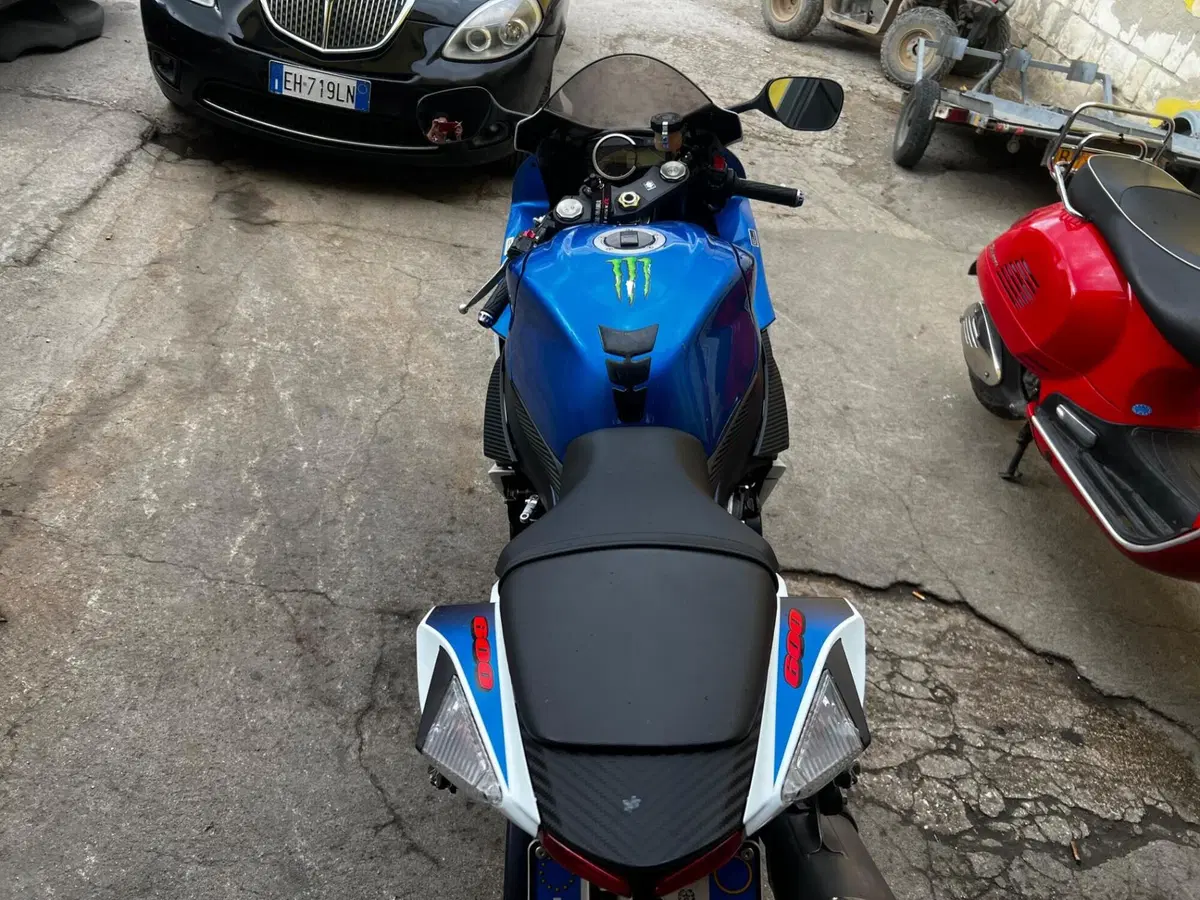Suzuki GSX R 600 (2011 - 16) (7)