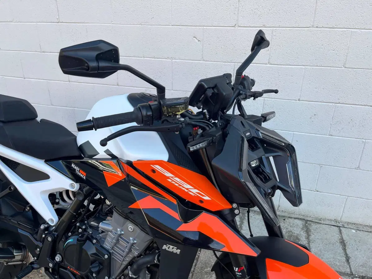 KTM 990 Duke (2024 - 26) (2)
