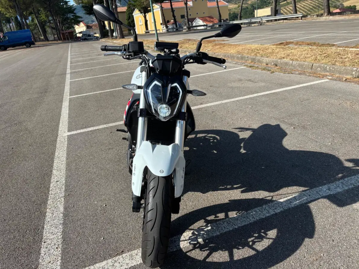 Benelli BN 302 S (2019 - 20) (2)