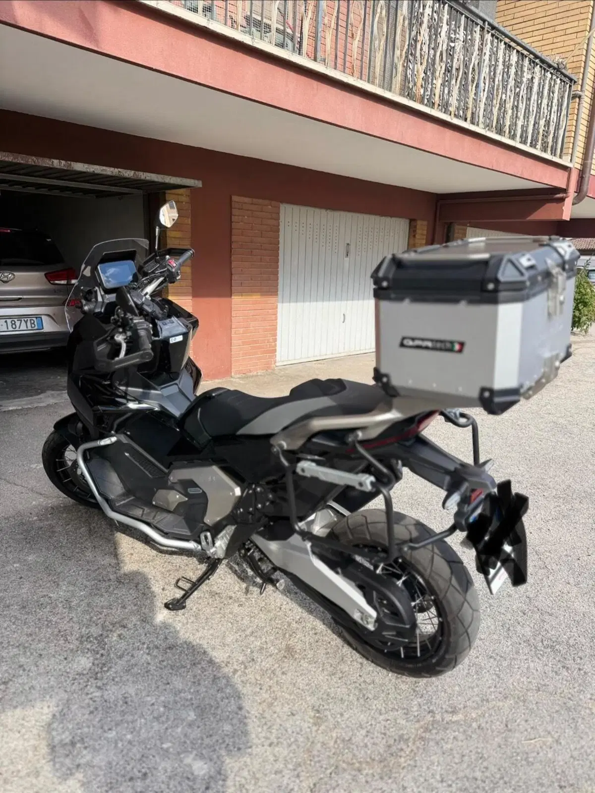 Honda X-ADV 750 Adventure (2025 - 26) (4)