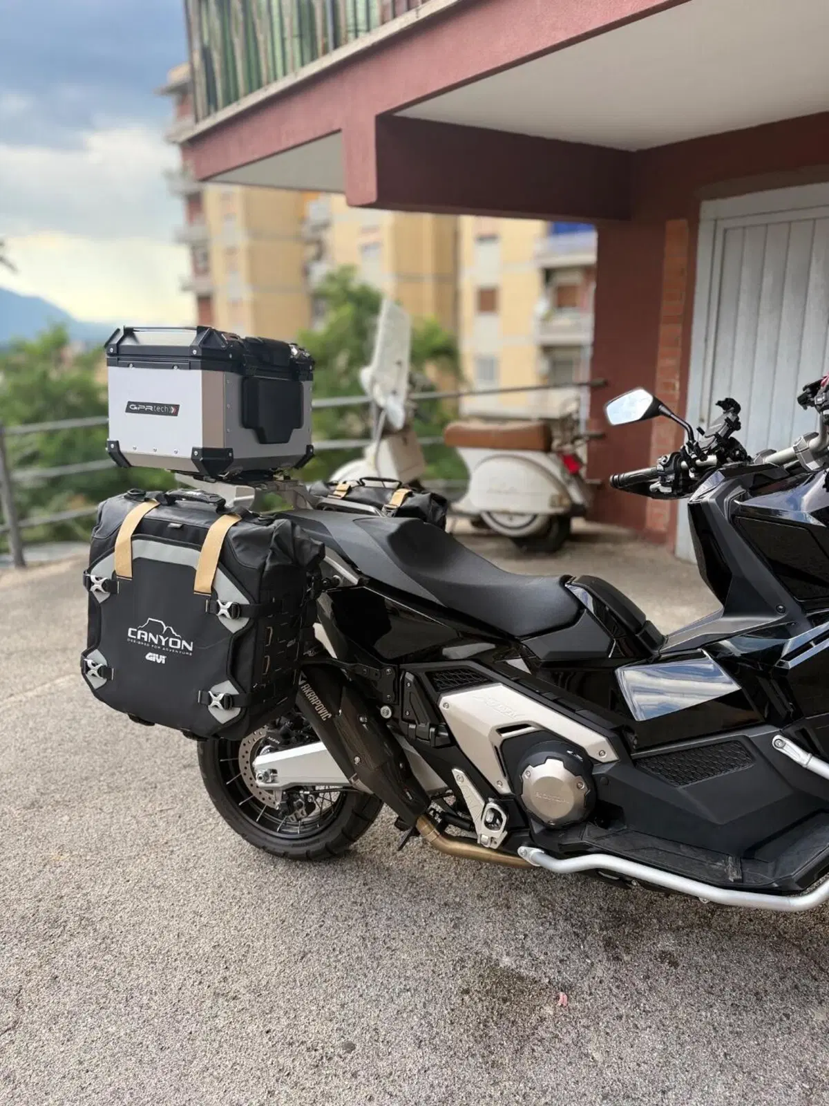 Honda X-ADV 750 Adventure (2025 - 26) (11)