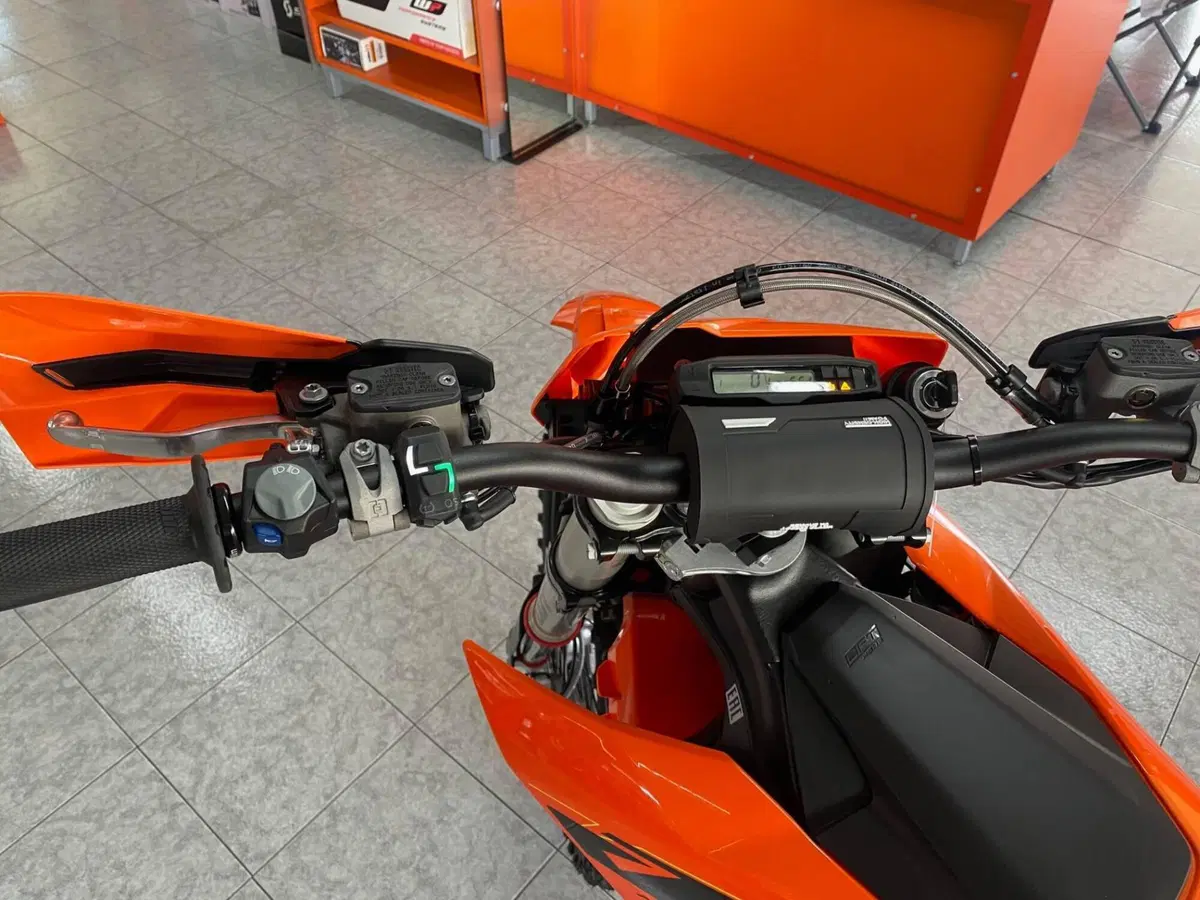 KTM Freeride E (2027) (4)