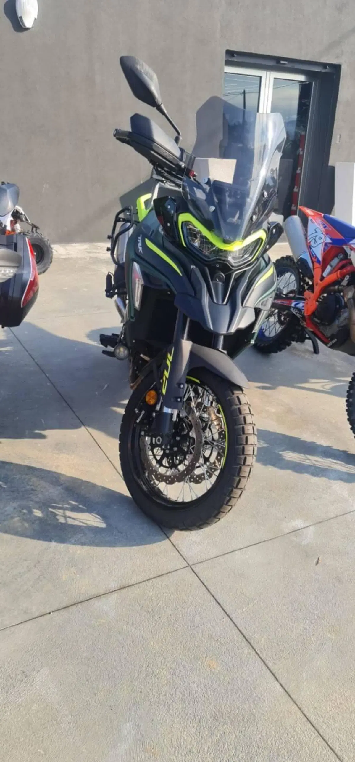 Benelli TRK 702X (2023 - 25) (2)