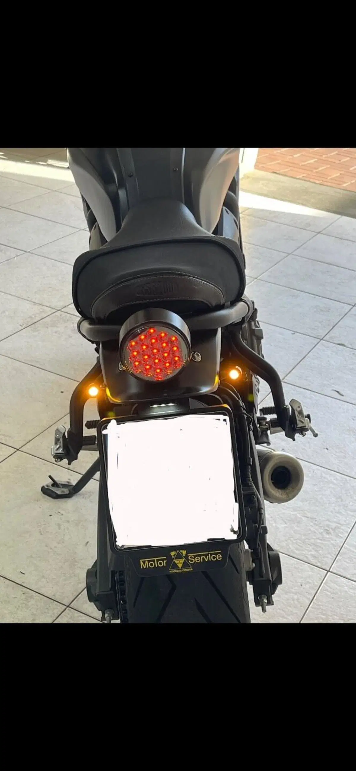 Yamaha XSR 700 ABS (2016 - 20) (2)