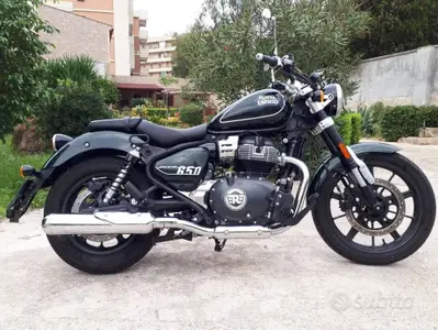 Royal Enfield Super Meteor 650 (2023 - 26) usata