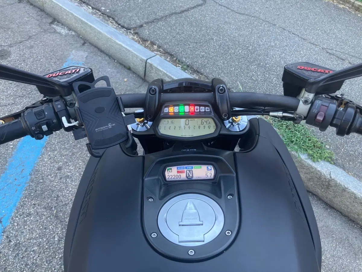 Ducati Diavel 1200 (2014 - 16)