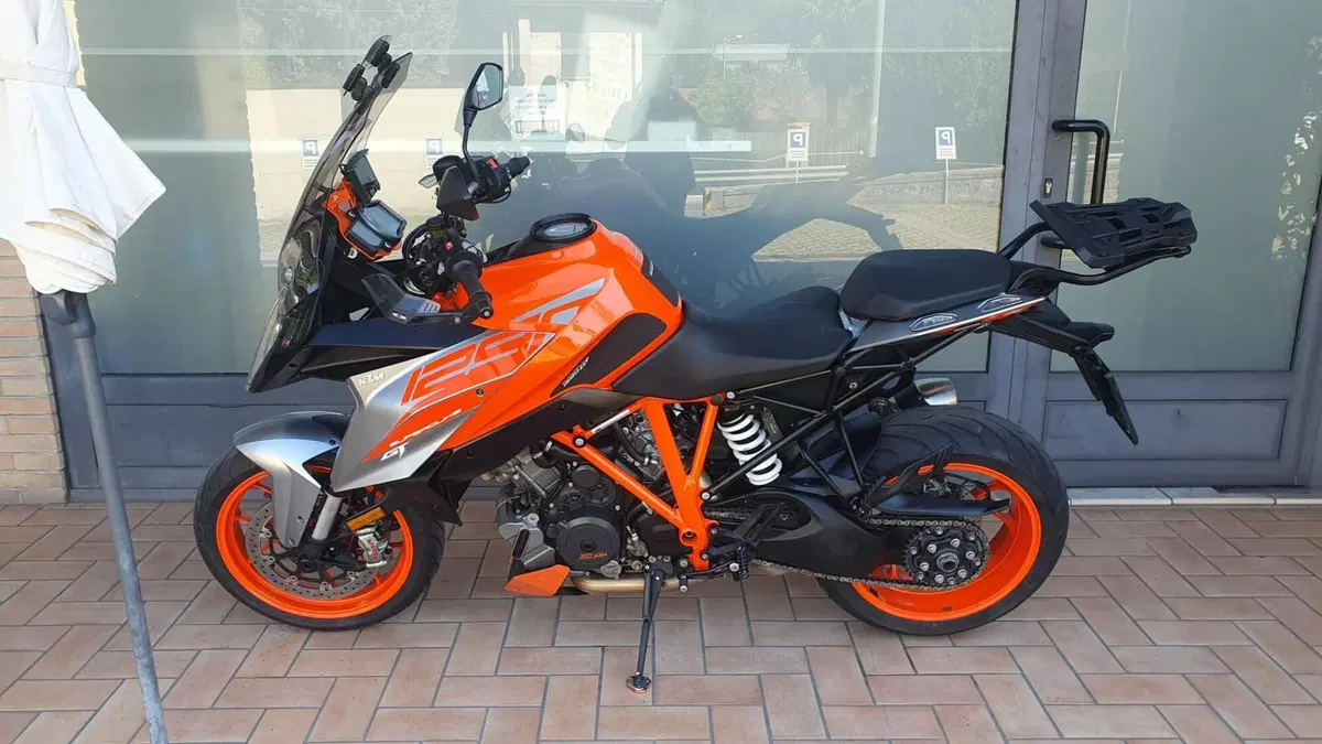 KTM 1290 Super Duke GT ABS (2016 - 18) (4)