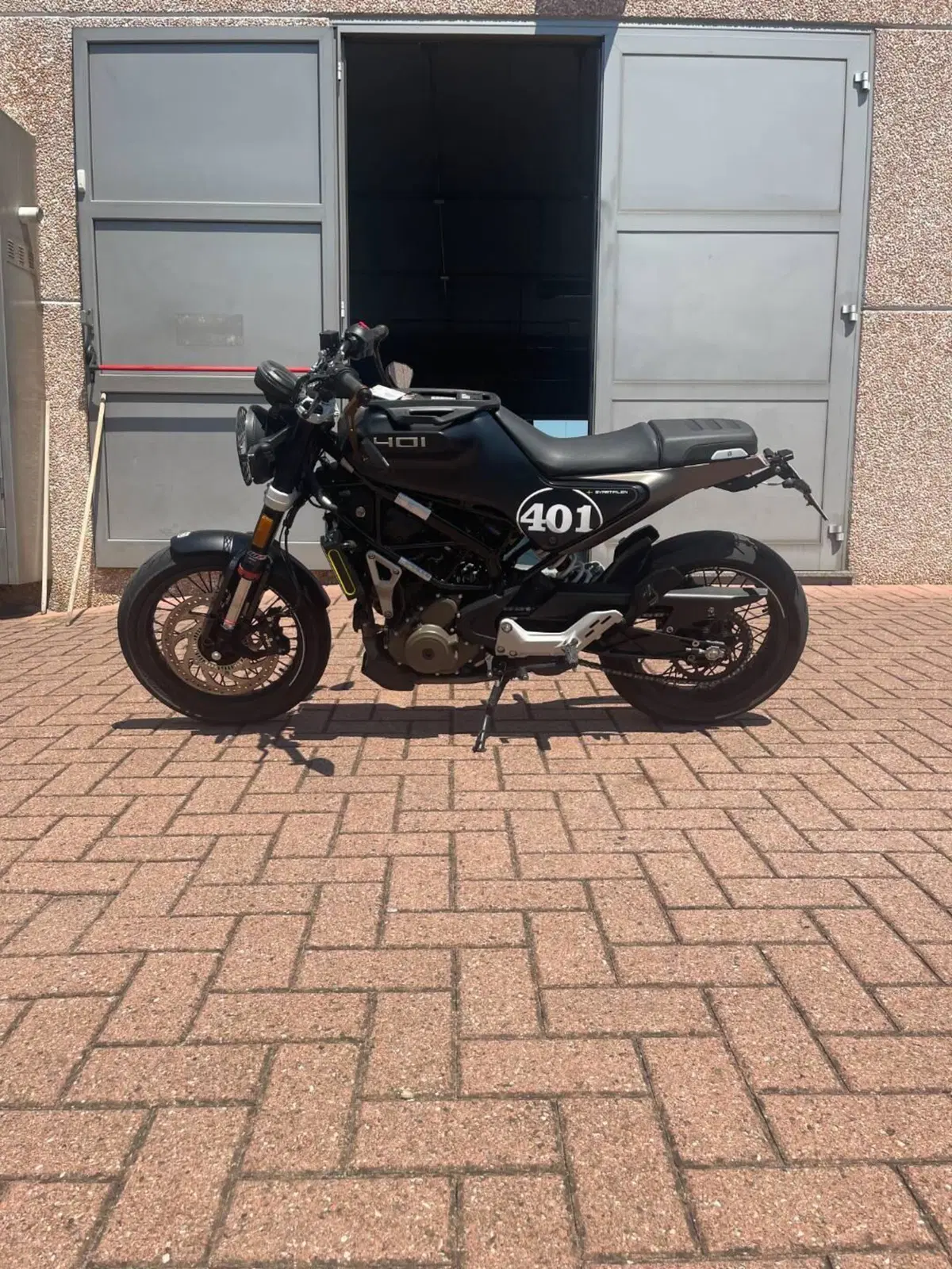 Husqvarna Svartpilen 401 (2021 - 23)