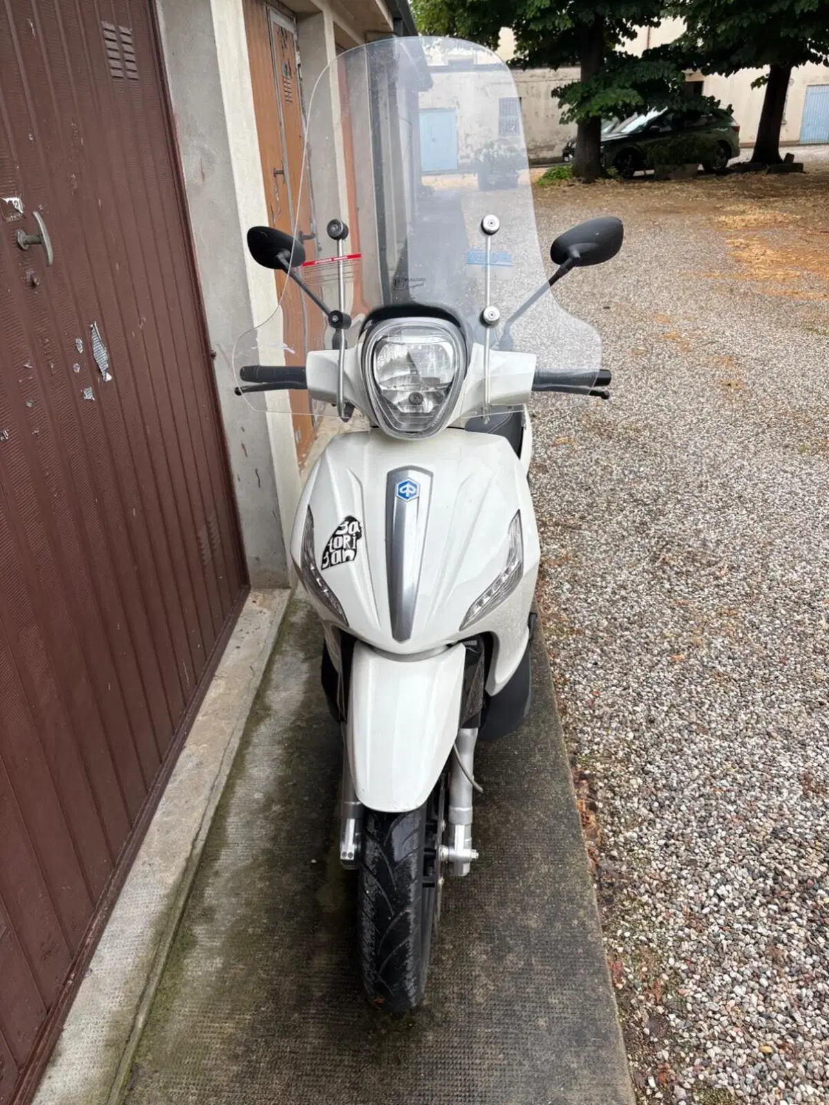 Piaggio Beverly 125 S i.e. (2010 - 17) (2)