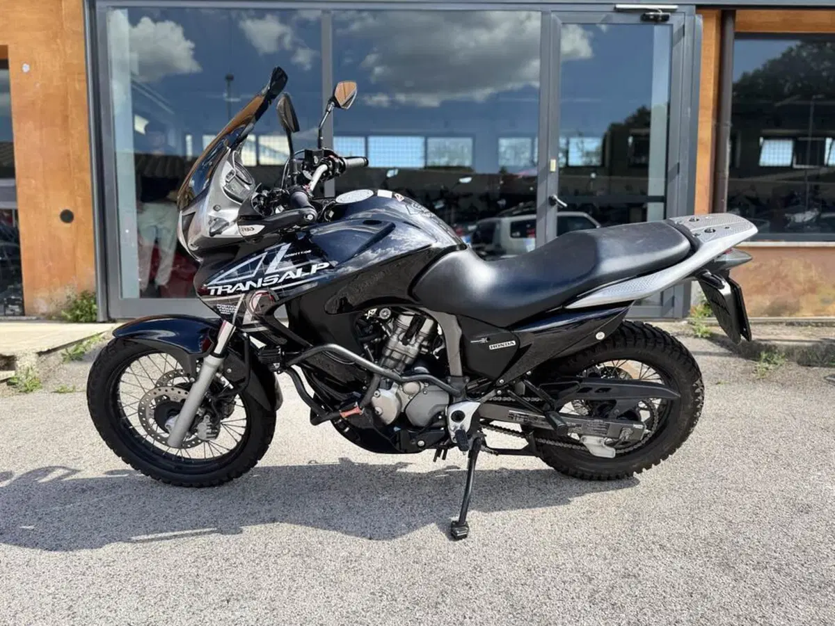 Honda Transalp XL 700 V (2007 - 2013) (4)