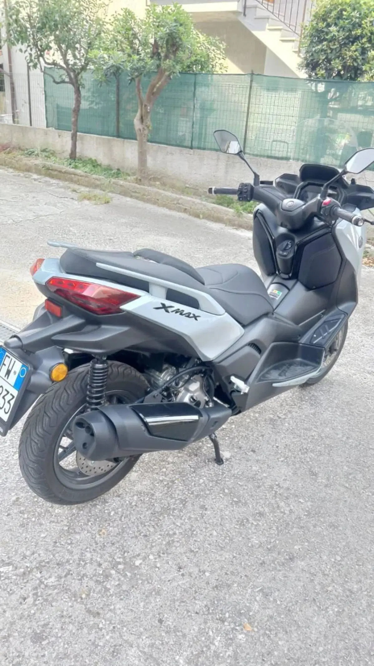 Yamaha X-Max 300 Tech Max (2025 - 26) (5)
