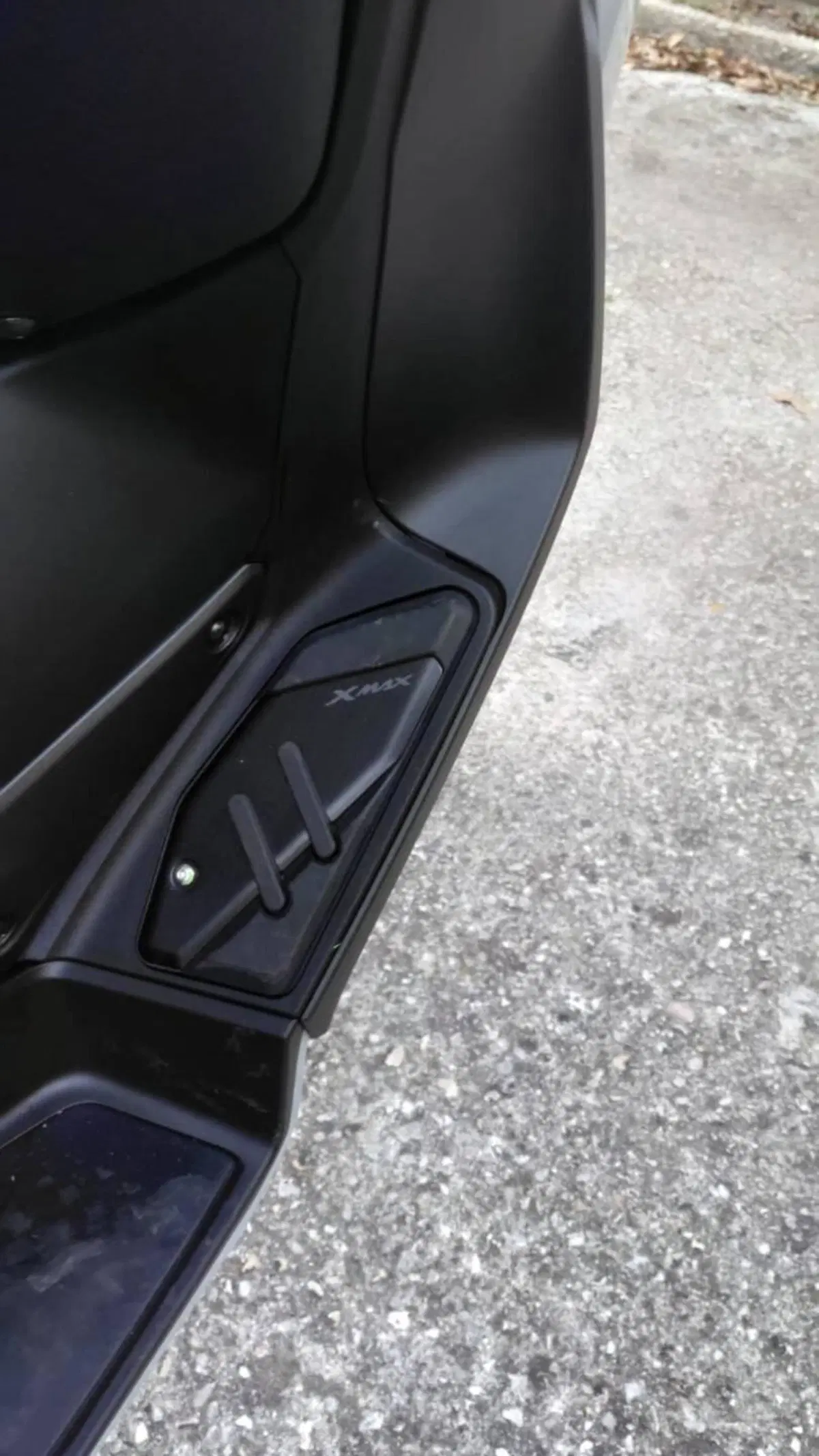 Yamaha X-Max 300 Tech Max (2025 - 26) (6)