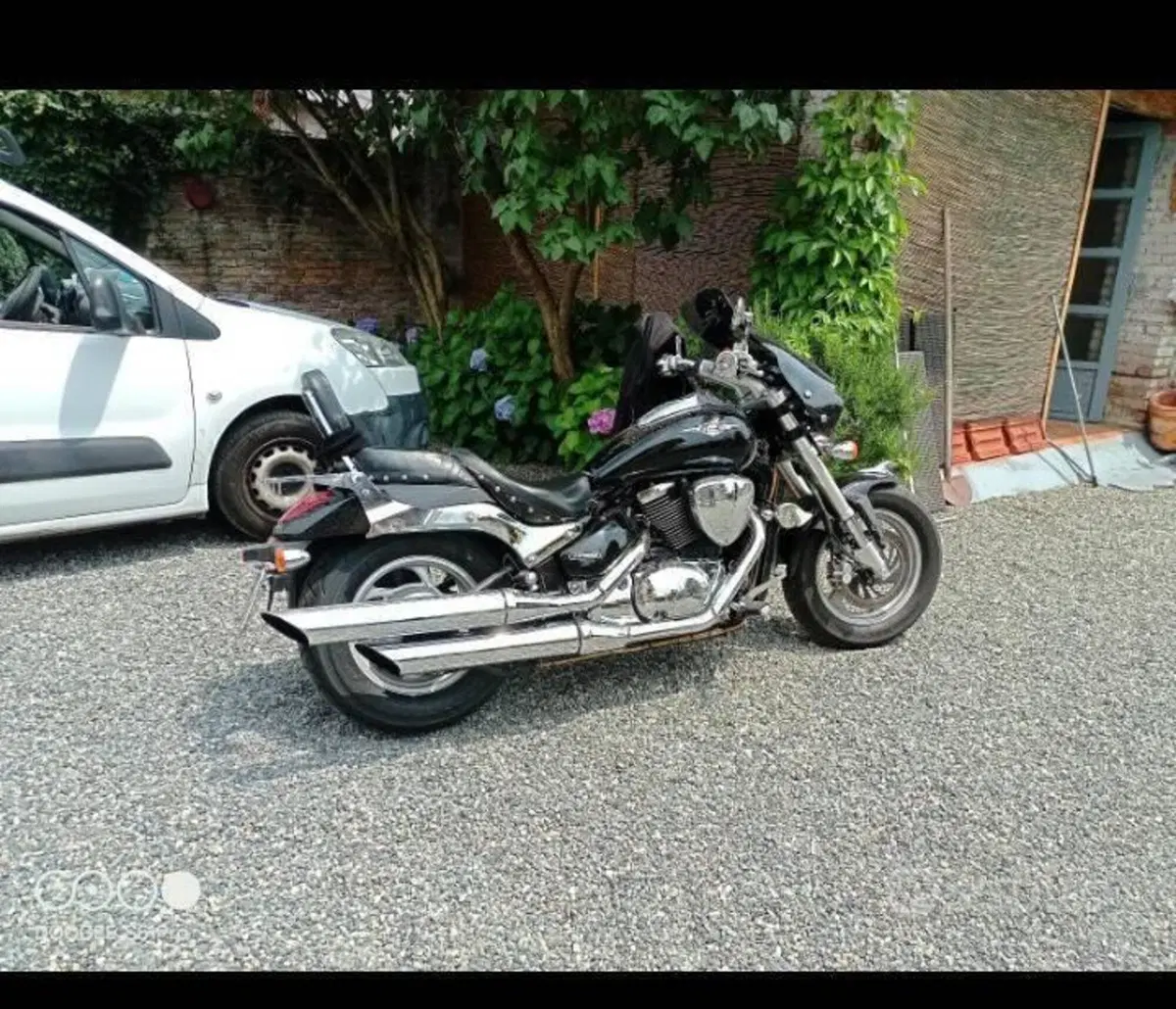 Suzuki Intruder 800 M (2009 - 17) (2)