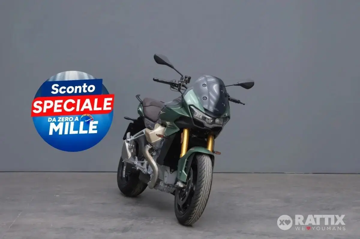 Moto Guzzi V100 Mandello S (2022 - 24)