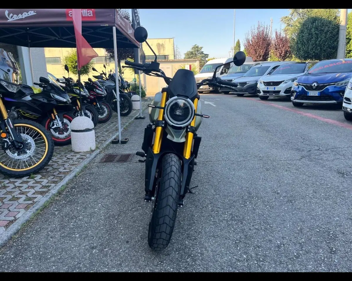 Moto Morini SEIEMMEZZO SCR (2022 - 26) (2)