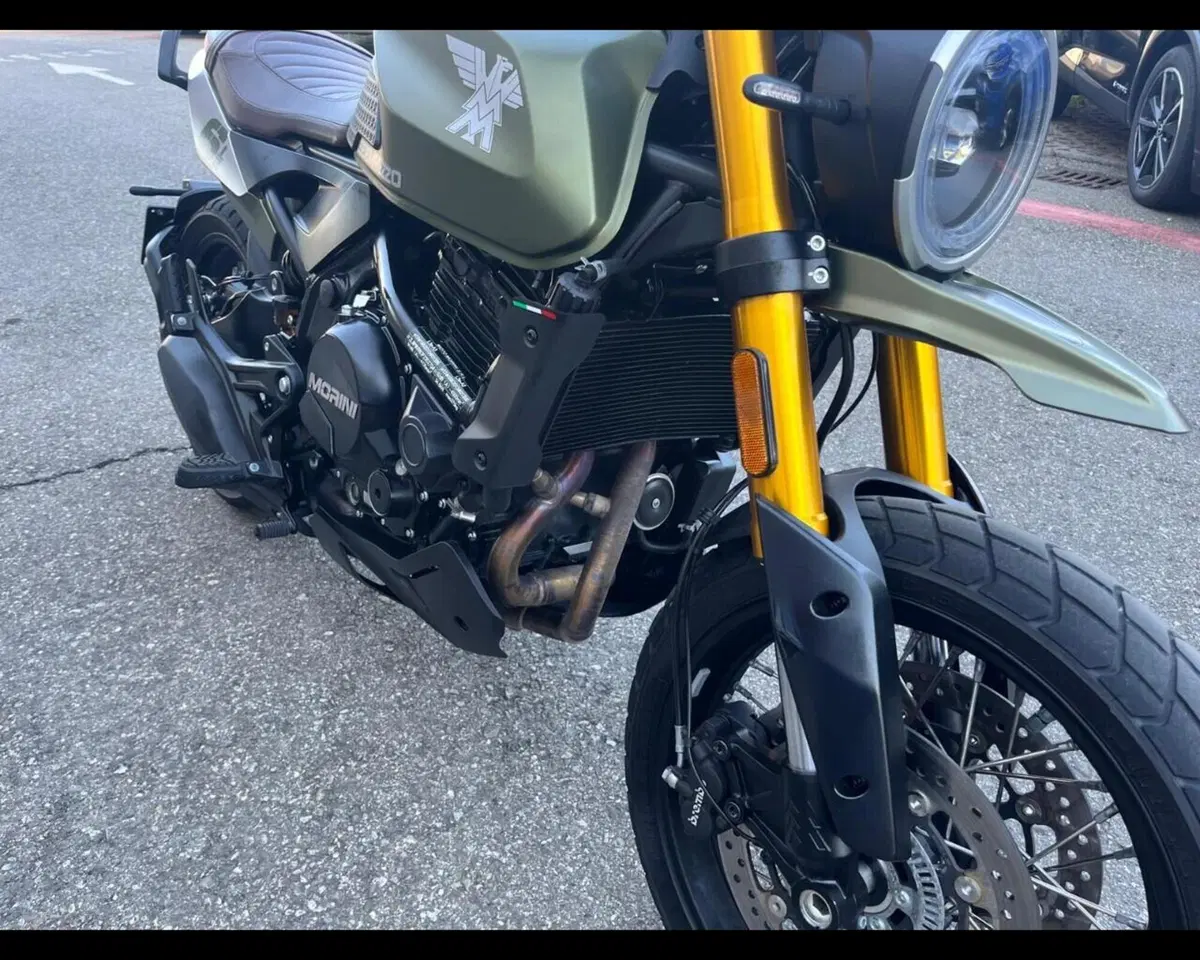 Moto Morini SEIEMMEZZO SCR (2022 - 26) (10)