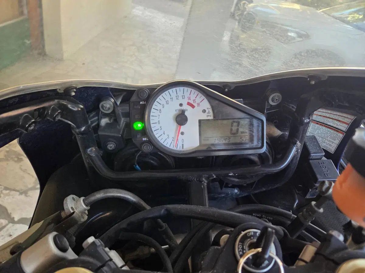 Suzuki GSX R 750 (1999 - 03) (14)
