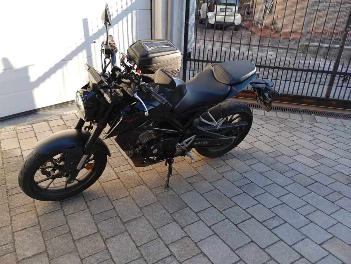 Honda CB 125 R (2024 - 26) (6)