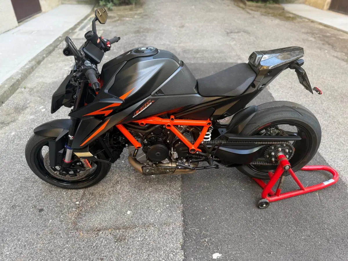 KTM 1390 Super Duke R EVO (2024 - 26) (5)