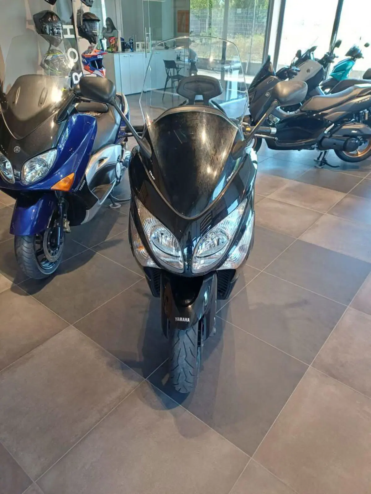 Yamaha T-Max 500 (2008 - 12) (3)