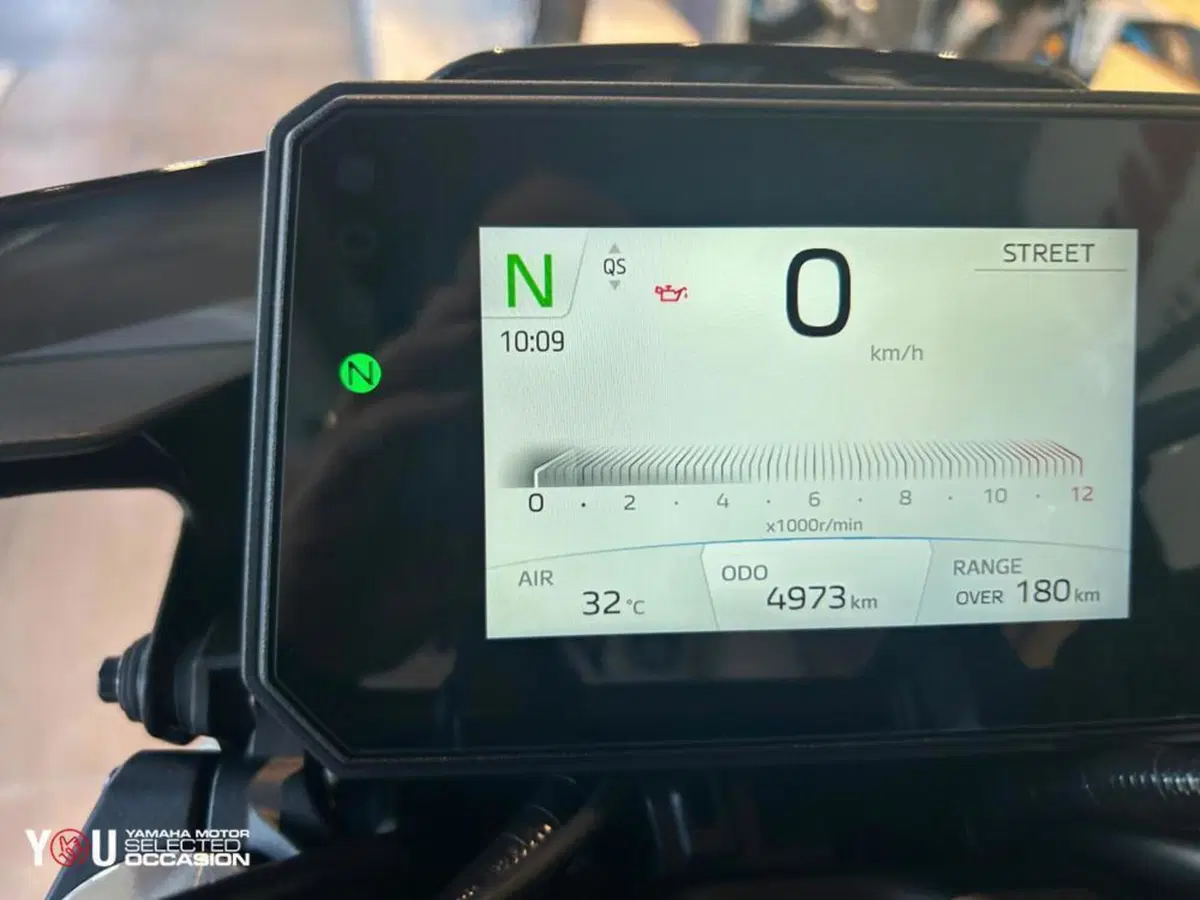 Yamaha MT-09 (2024 - 26) (2)