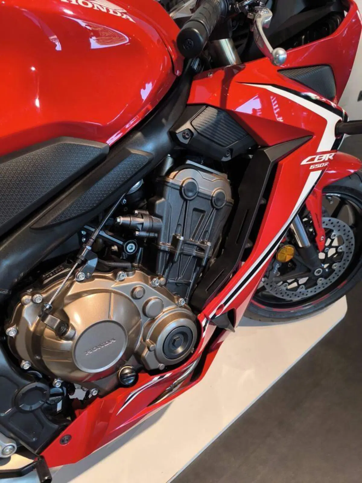 Honda CBR 650 R (2019 - 20) (4)