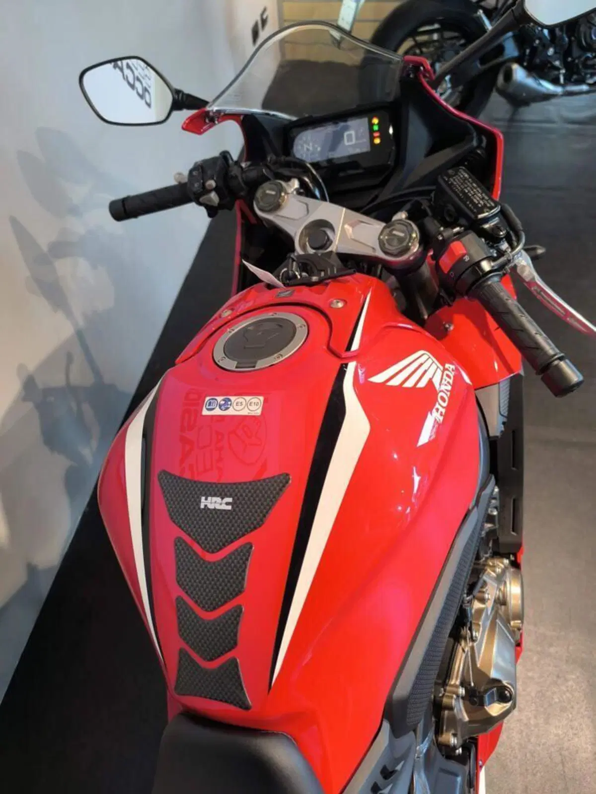 Honda CBR 650 R (2019 - 20) (6)