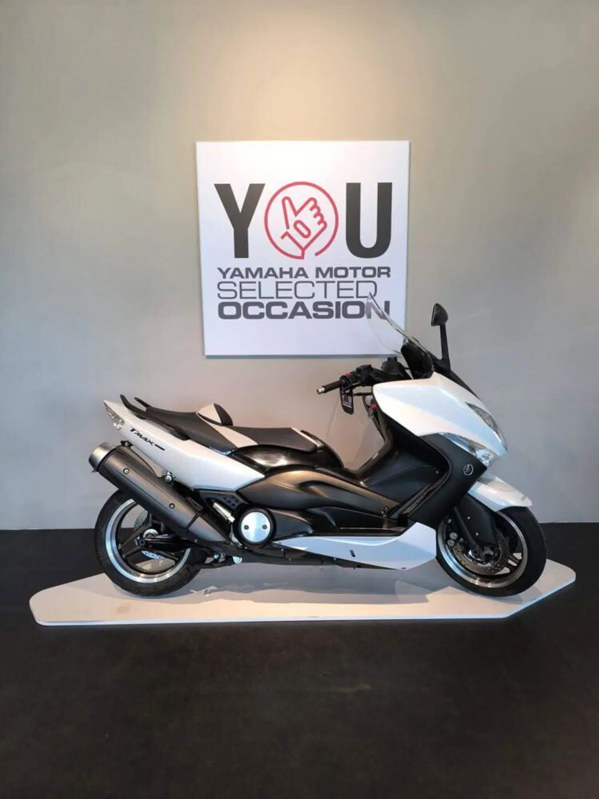 Yamaha T-Max 500 White Max (2010 - 11)