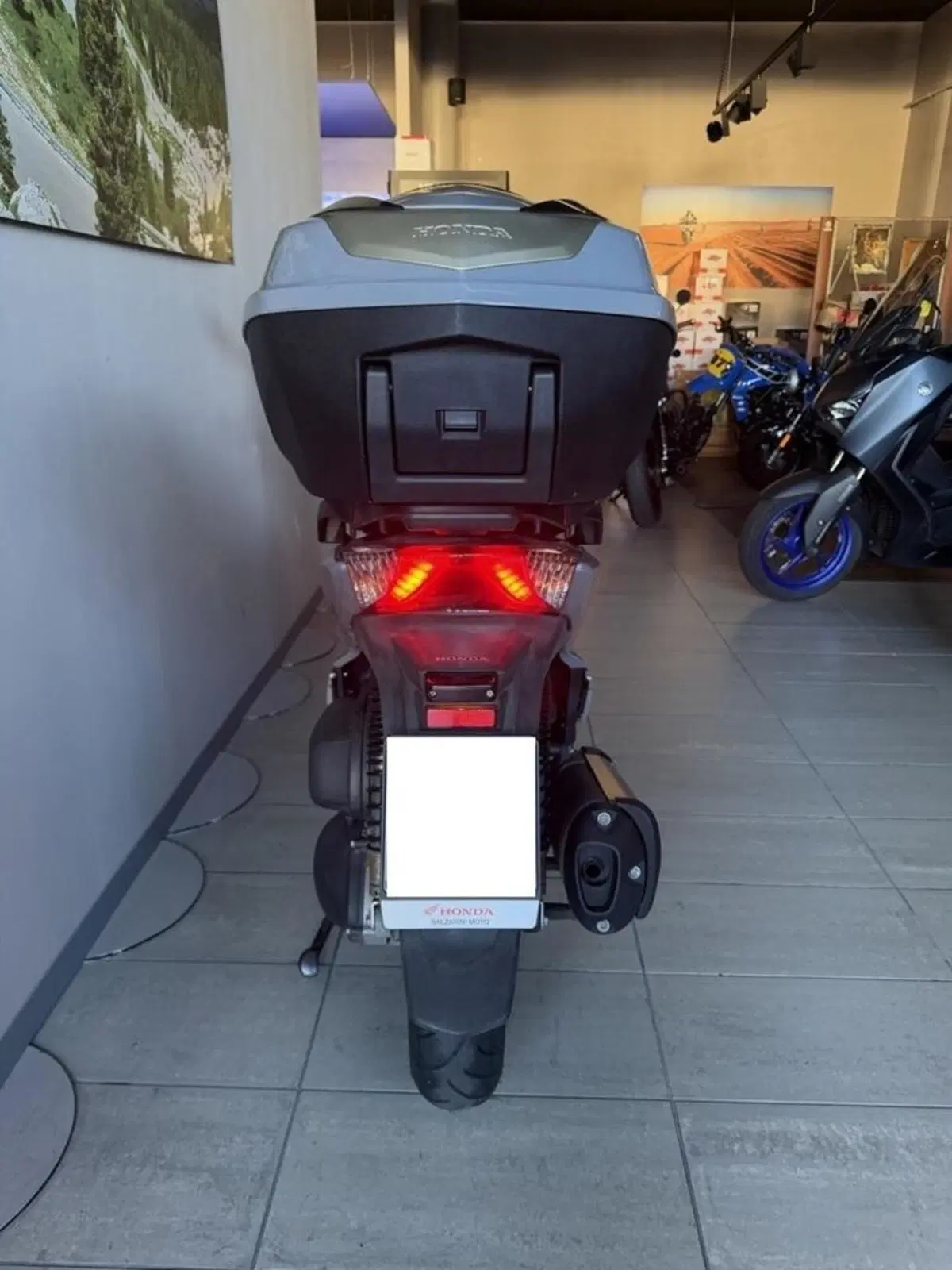 Honda SH 300 i ABS (2016 - 20) (2)